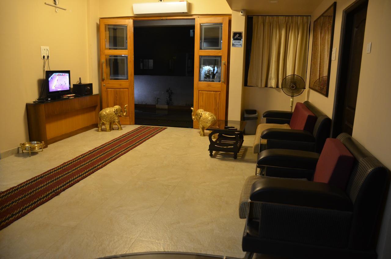 Hira Laxmi Residency Hotel Alibag Exterior photo
